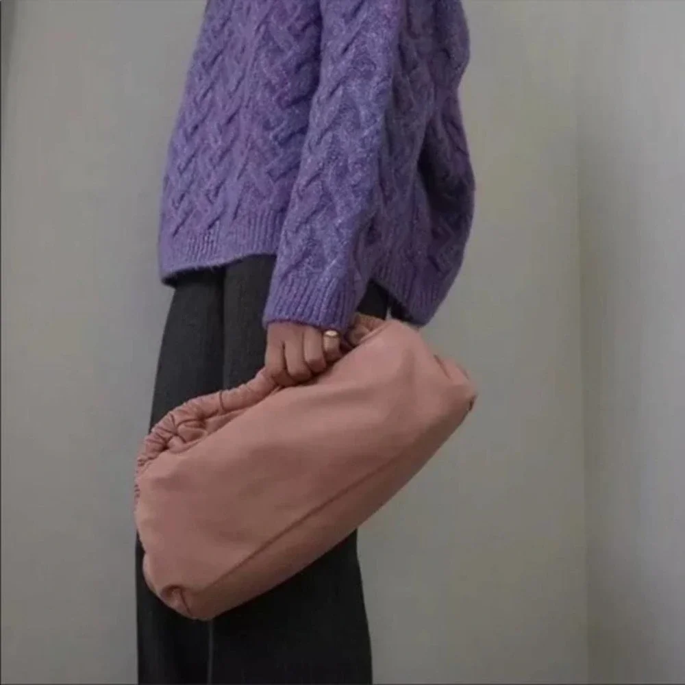 NWT Mansur Gavriel Cloud Clutch Bag - Picture 4 of 8